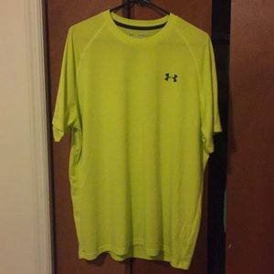 Men's XL Under Armour Shirt